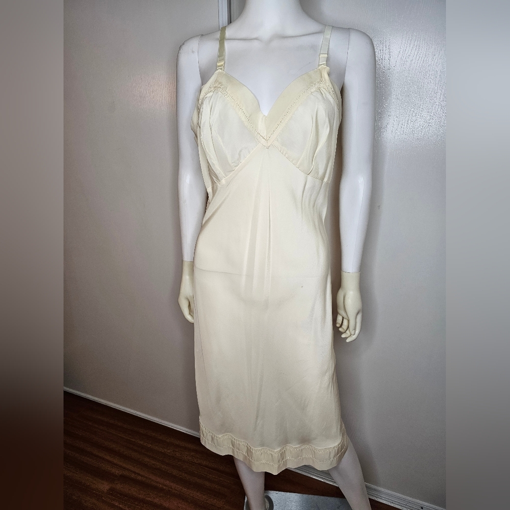 VTG Bonwit Teller Elegant Cream Slip Dress Lady Lynne Size S
